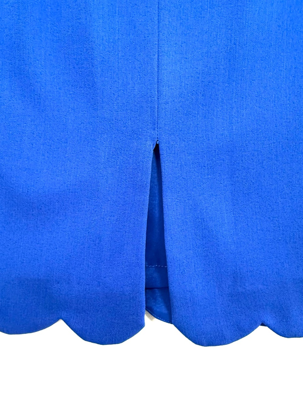 Saks Fifth Avenue Black label Royal Blue Scalloped Layer Shift Dress Size 2 - Picture 12 of 14